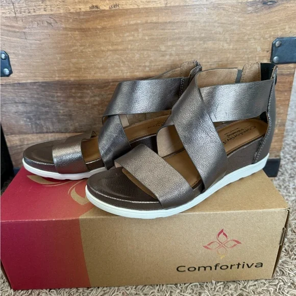 Comfortiva Pacifica Strappy Sandals women’s size 7 - Picture 2 of 9